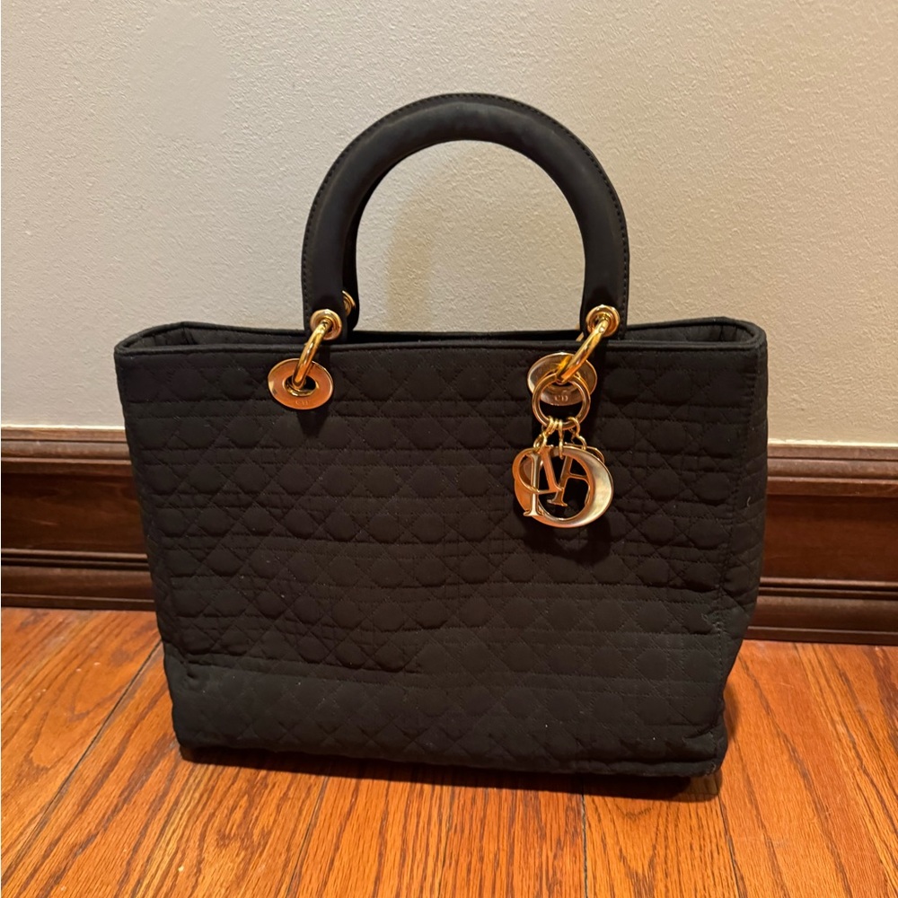 BARELY WORN
Christian Dior Bag WITH Charm 
100% Authentic